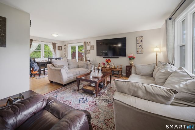 7 Valley Road, Danbury, CT 06811