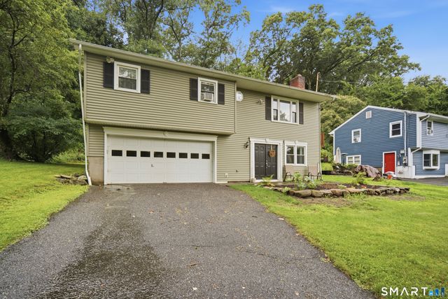 7 Valley Road, Danbury, CT 06811