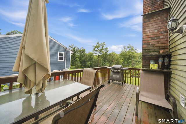 7 Valley Road, Danbury, CT 06811