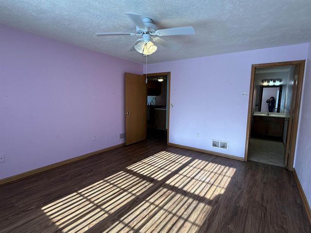 2521 Edgewood Drive, Beloit, WI 53511