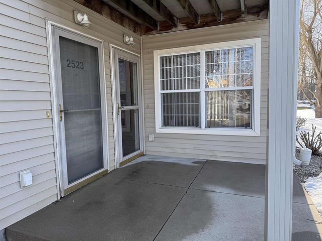 2521 Edgewood Drive, Beloit, WI 53511