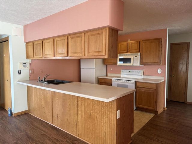 2521 Edgewood Drive, Beloit, WI 53511