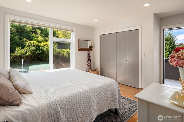 1754 Valentine Place S, Seattle, WA 98144