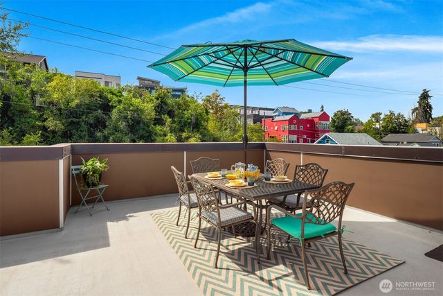 1754 Valentine Place S, Seattle, WA 98144