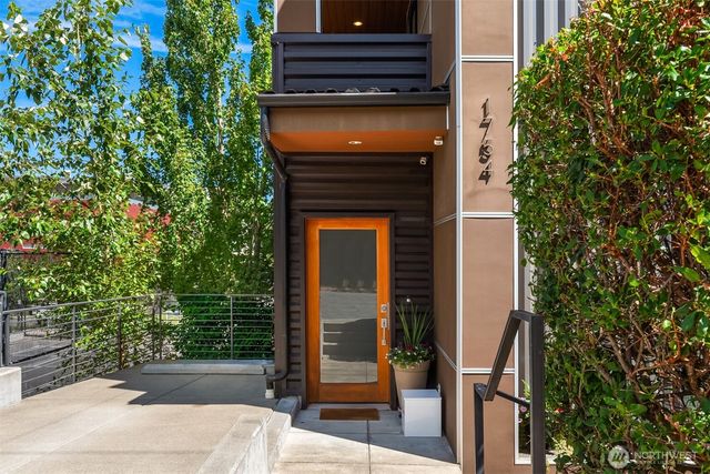 1754 Valentine Place S, Seattle, WA 98144