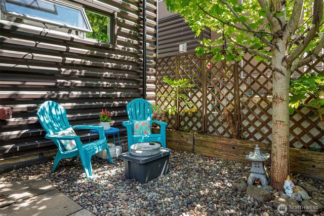 1754 Valentine Place S, Seattle, WA 98144