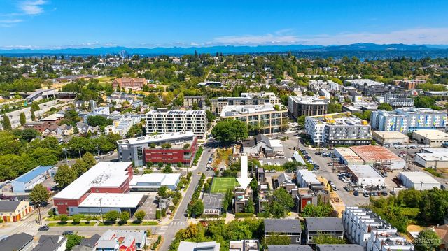1754 Valentine Place S, Seattle, WA 98144