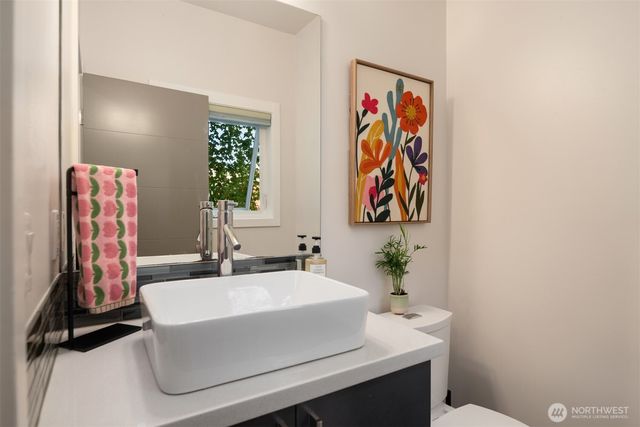 1754 Valentine Place S, Seattle, WA 98144