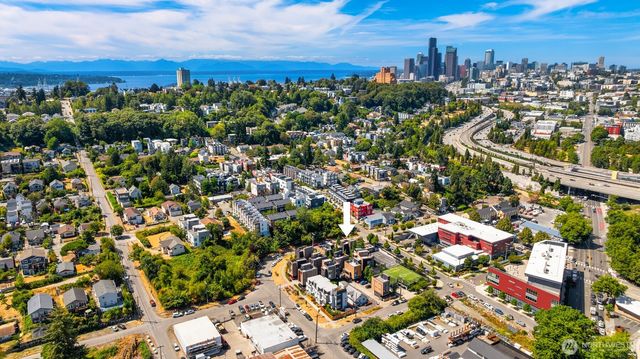 1754 Valentine Place S, Seattle, WA 98144