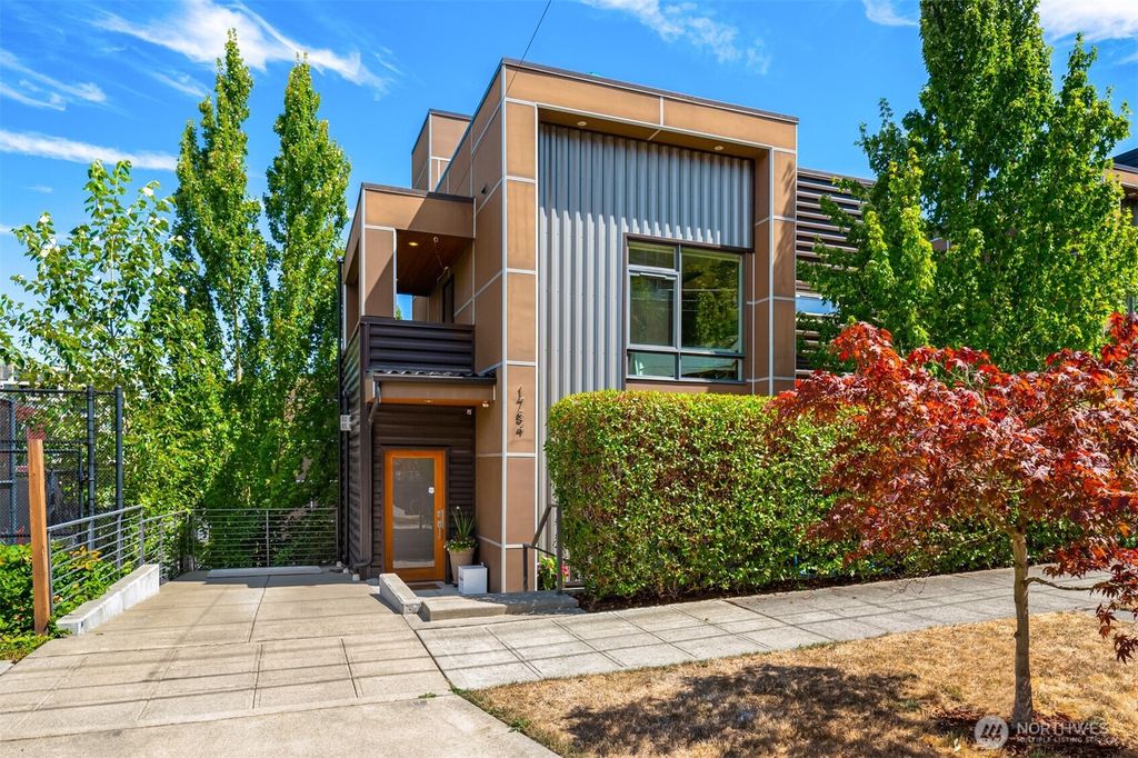 1754 Valentine Place S, Seattle, WA 98144