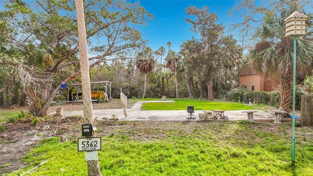 5360 FELKER DRIVE, Weeki Wachee, FL 34607
