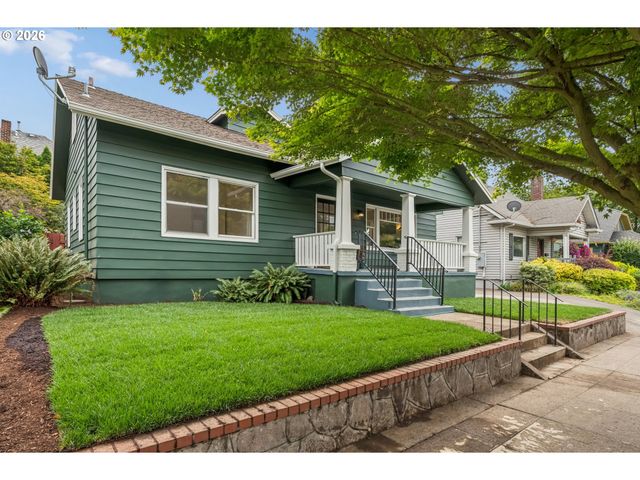 326 Ne 26TH Ave, Portland, OR 97232