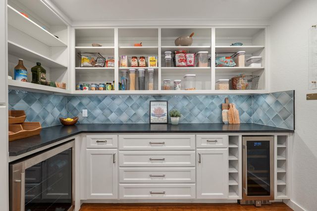 10507 Ronwood DR, Austin, TX 78750