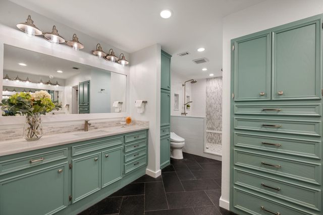10507 Ronwood DR, Austin, TX 78750