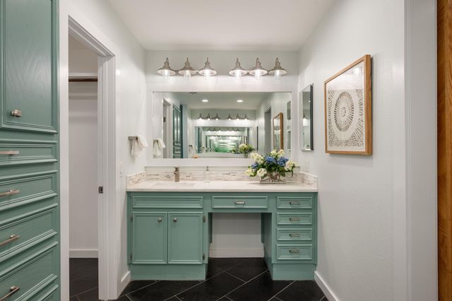 10507 Ronwood DR, Austin, TX 78750