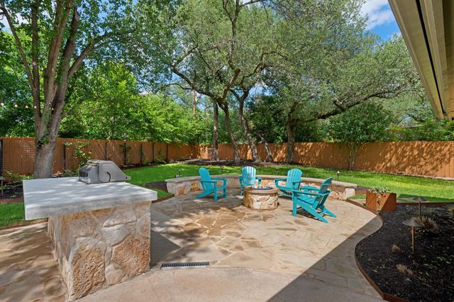 10507 Ronwood DR, Austin, TX 78750