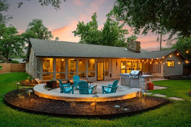 10507 Ronwood DR, Austin, TX 78750