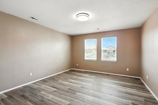 7220 Hearthstone Rd. NW, Albuquerque, NM 87114