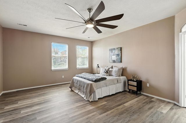 7220 Hearthstone Rd. NW, Albuquerque, NM 87114