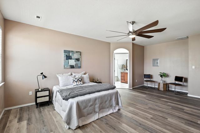 7220 Hearthstone Rd. NW, Albuquerque, NM 87114