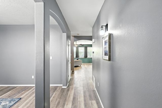 7220 Hearthstone Rd. NW, Albuquerque, NM 87114