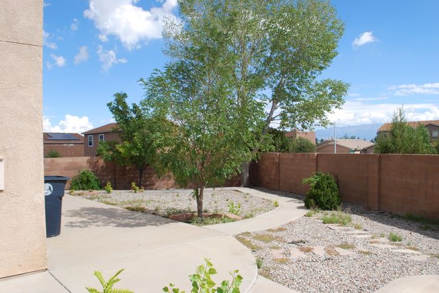 7220 Hearthstone Rd. NW, Albuquerque, NM 87114