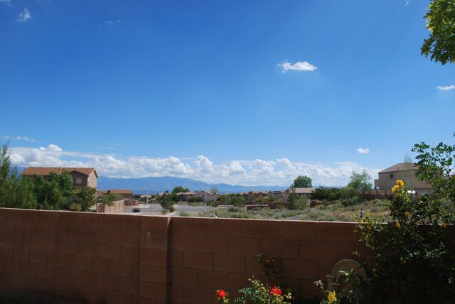 7220 Hearthstone Rd. NW, Albuquerque, NM 87114