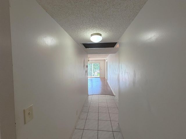 1200 SW 130th Avenue 210-G, Hollywood, FL 33027