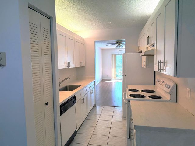 1200 SW 130th Avenue 210-G, Hollywood, FL 33027