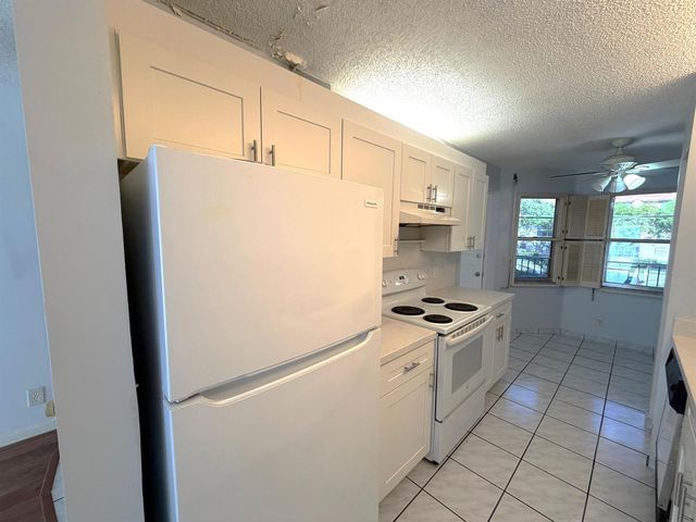 1200 SW 130th Avenue 210-G, Hollywood, FL 33027