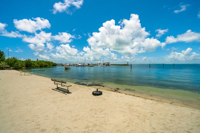 87200 Overseas Highway B9, Plantation Key, FL 33036