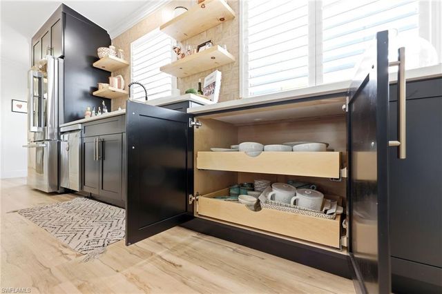 7575 Novara CT, Naples, FL 34114