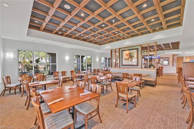 7575 Novara CT, Naples, FL 34114