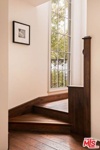 2356 Hollyridge Drive, Los Angeles, CA 90068