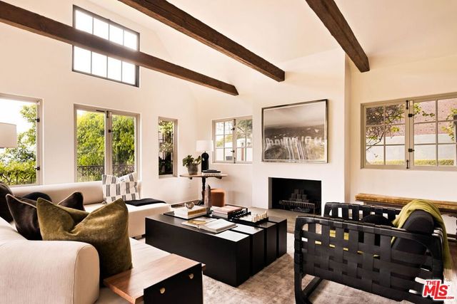 2356 Hollyridge Drive, Los Angeles, CA 90068