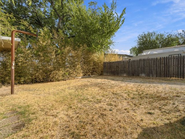 503 E Main Street, Decatur, TX 76234