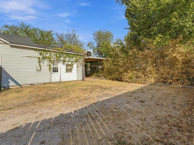 503 E Main Street, Decatur, TX 76234