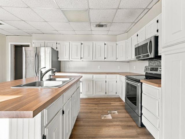 503 E Main Street, Decatur, TX 76234