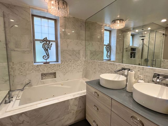 3839 N Hamlin Avenue 1, Chicago, IL 60618