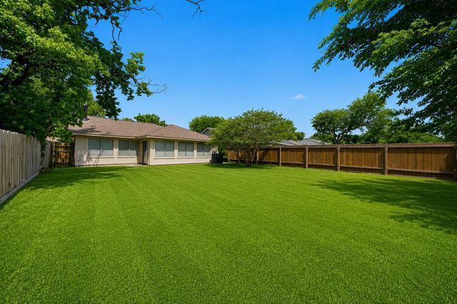 12642 Autumn Mill Drive, Houston, TX 77070