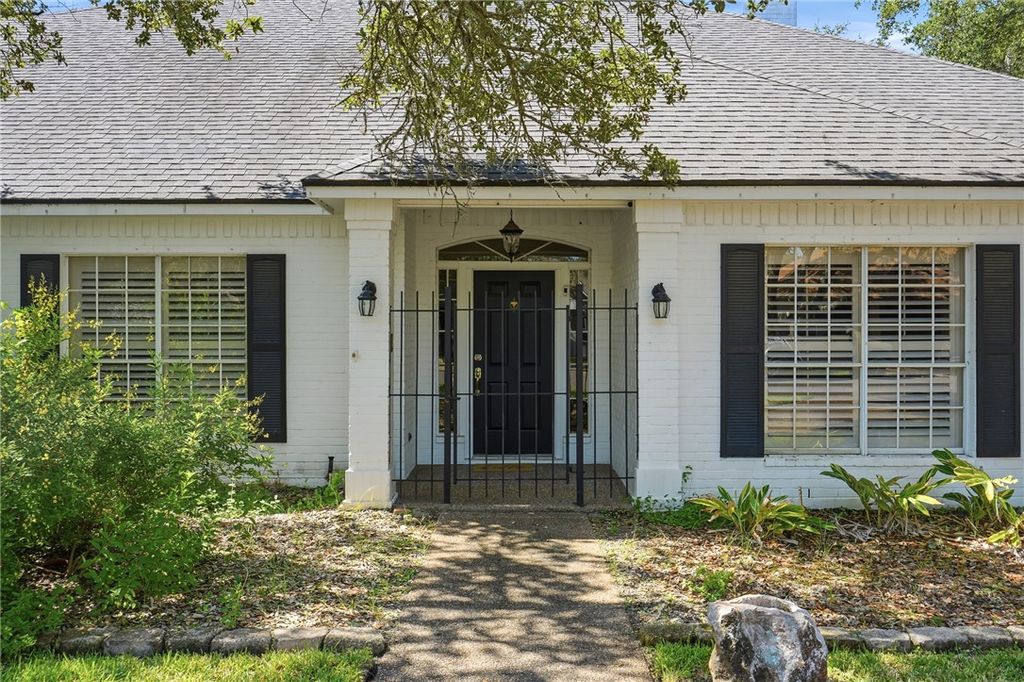 101 Peachtree Dr, Rockport, TX 78382 — photo 5