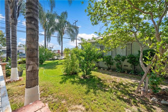 556 Harps Street, San Fernando, CA 91340