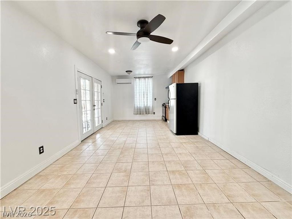 Image 20 of property listing at 3209 El Morro Avenue, Las Vegas, NV 89101
