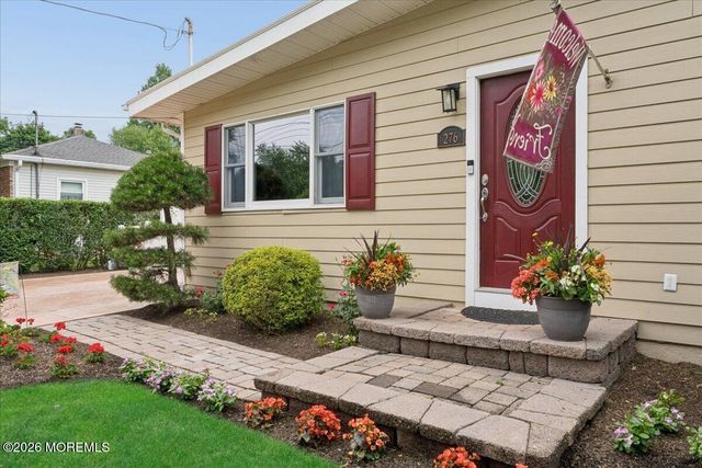 276 Parkview Terrace, Lincroft, NJ 07738