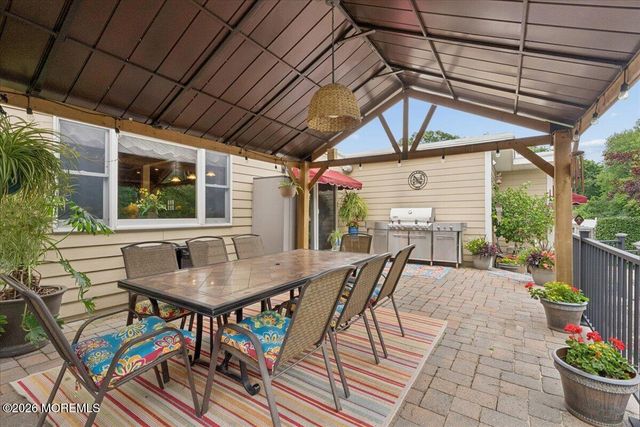 276 Parkview Terrace, Lincroft, NJ 07738