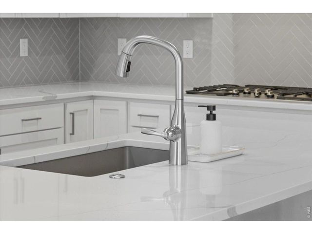 1750 Beachside Dr, Windsor, CO 80550