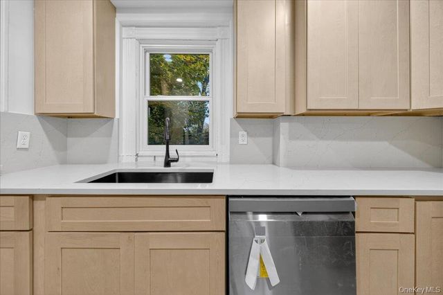 154 3rd Street, Newburgh, NY 12550