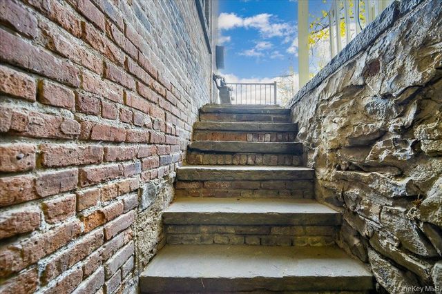 154 3rd Street, Newburgh, NY 12550