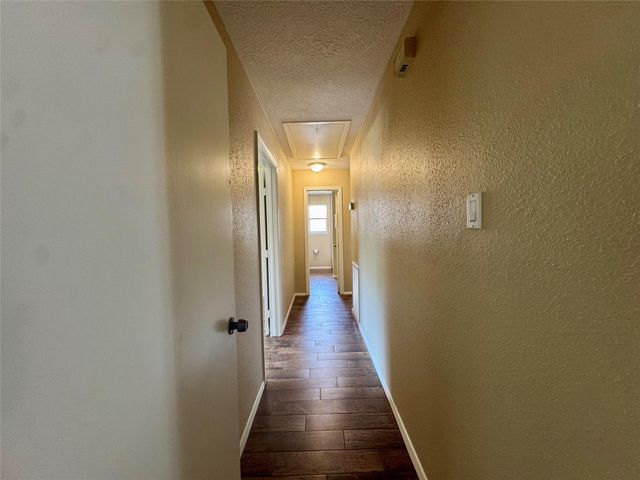 9831 Shell Rock Road, La Porte, TX 77571
