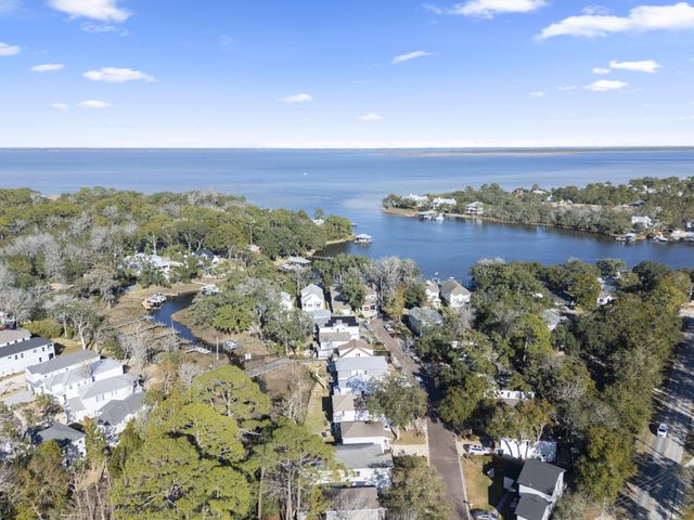 31 Beacon Point Drive, Santa Rosa Beach, FL 32459